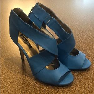 👡 2 for $60 👡 Use the offer button!